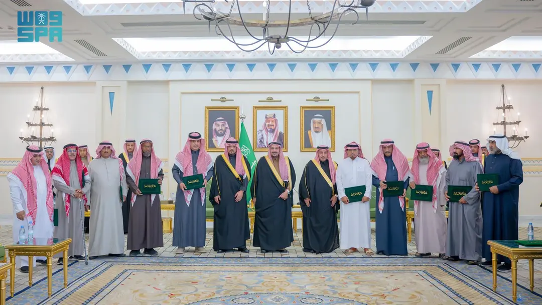 صورة خبر: أمير القصيم يرعى حفل تكريم المتقاعدين من منسوبي الإمارة