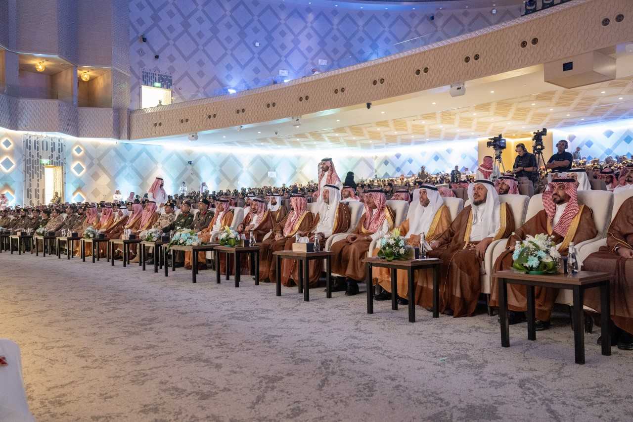 صورة خبر: سمو أمير منطقة القصيم يرعى الملتقى الوطني لإدارة الحشود بمشاركة 11 جهة قطاعا خدمي وأمني